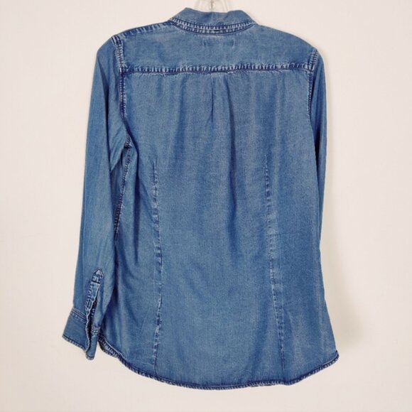Banana Republic Women's Dillon Shirt in Blue Size Medium Button Down Jean Shirt - Picture 4 of 8
